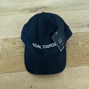 Decky - Local Tourists Cap in Black & White